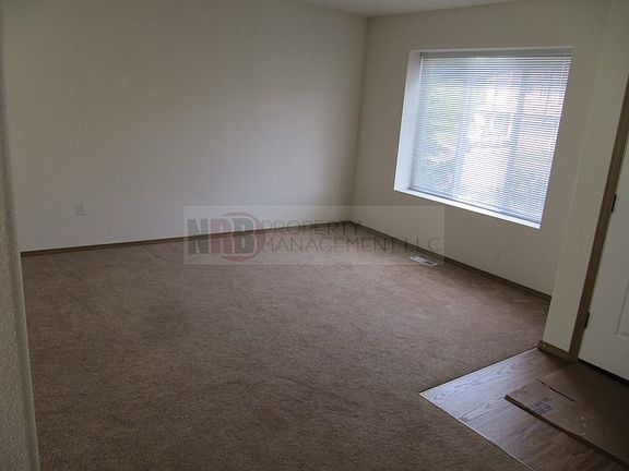 5th image of 1428 186th Street Ct E