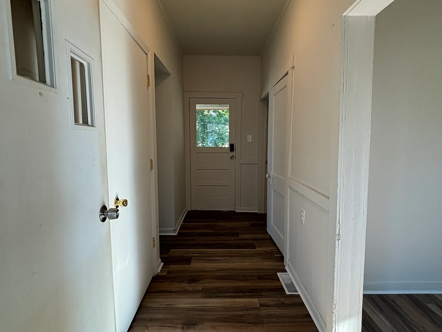 1 bed, 759 sqft, $900 — Photo 3