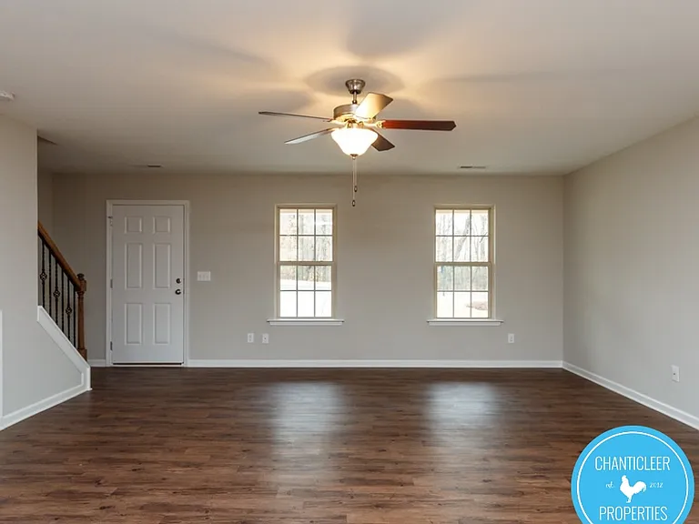 1423 Tamarino Dr — Photo 17