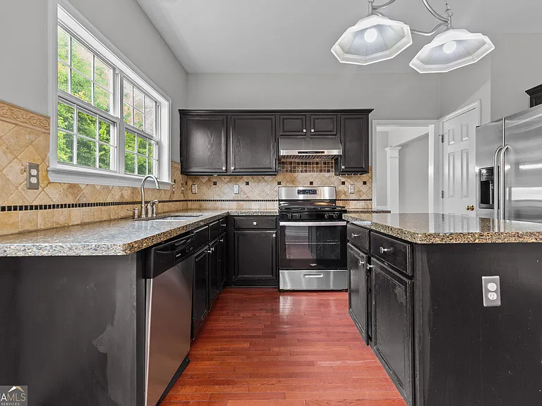 2315 Hiawassee Dr — Photo 11