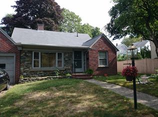15 Bonair St, West Roxbury, MA 02132