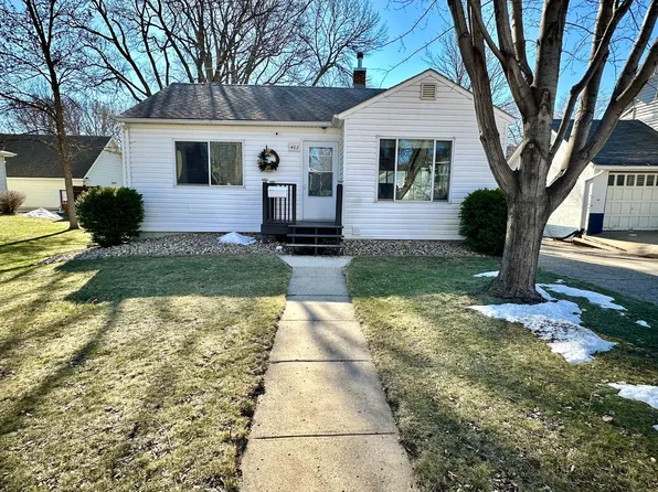 402 N 5th St, Marshall, MN 56258