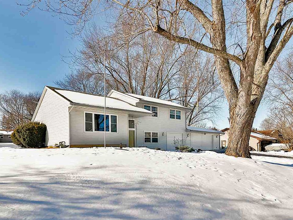1st image of 2717 Windamere Way
