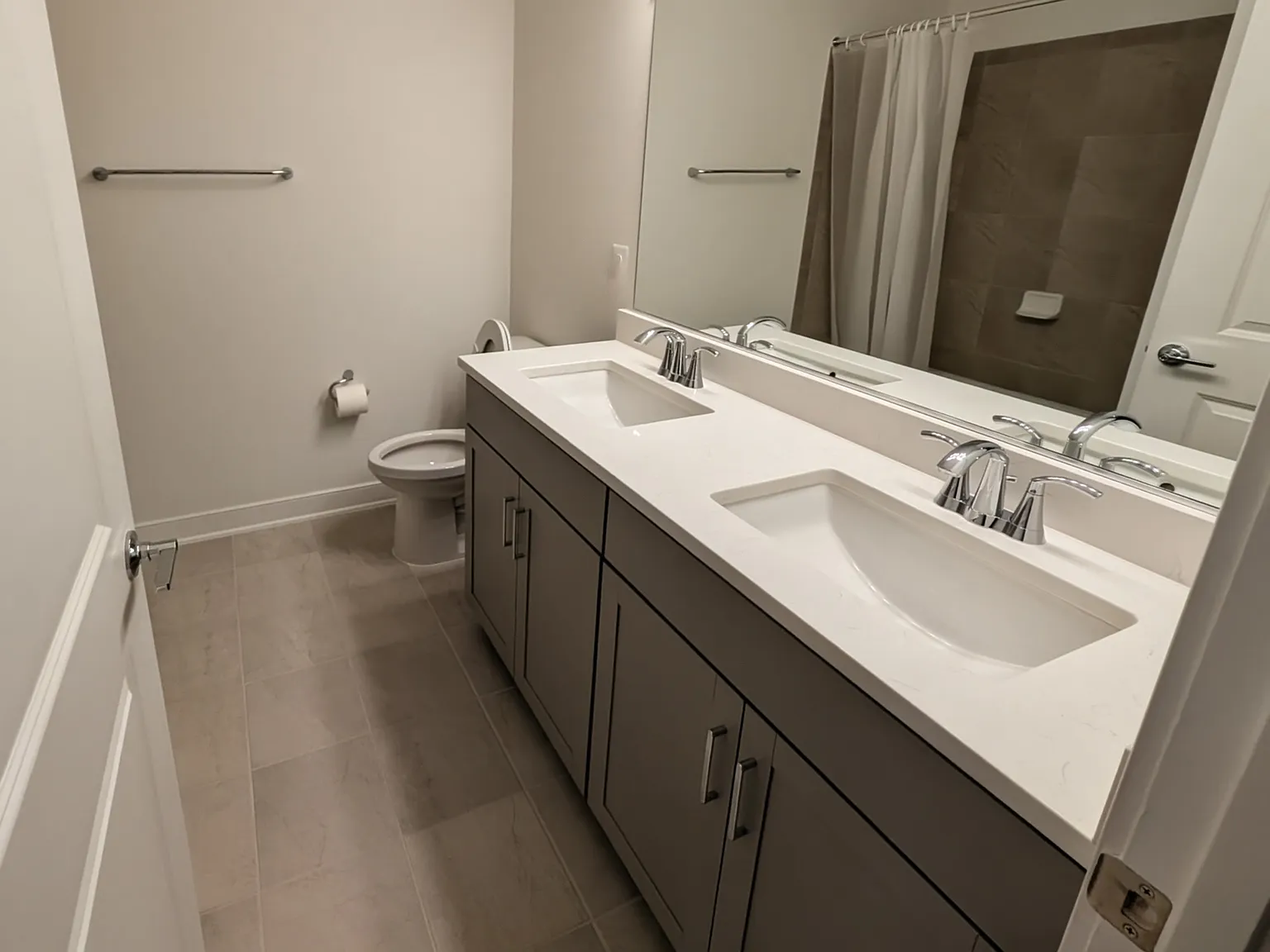 3 bed, 2.5 bath, 1520 sqft, $1,248 — Photo 4
