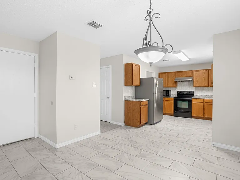 1312 Annalea Dr — Photo 14