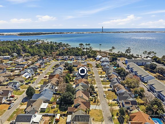 4th image of 428 Sandy Ridge Cir