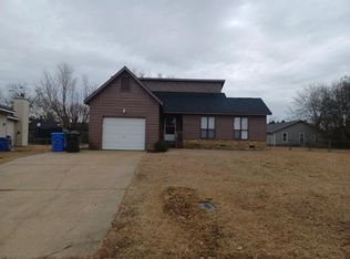 7129 San Juan Dr, Fayetteville, NC 28314