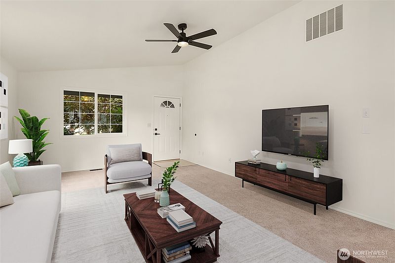 4th image of 6116 78th Avenue NE