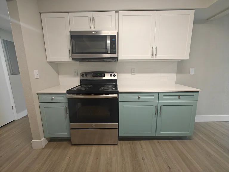 4405 S Semoran Blvd #7 — Photo 5