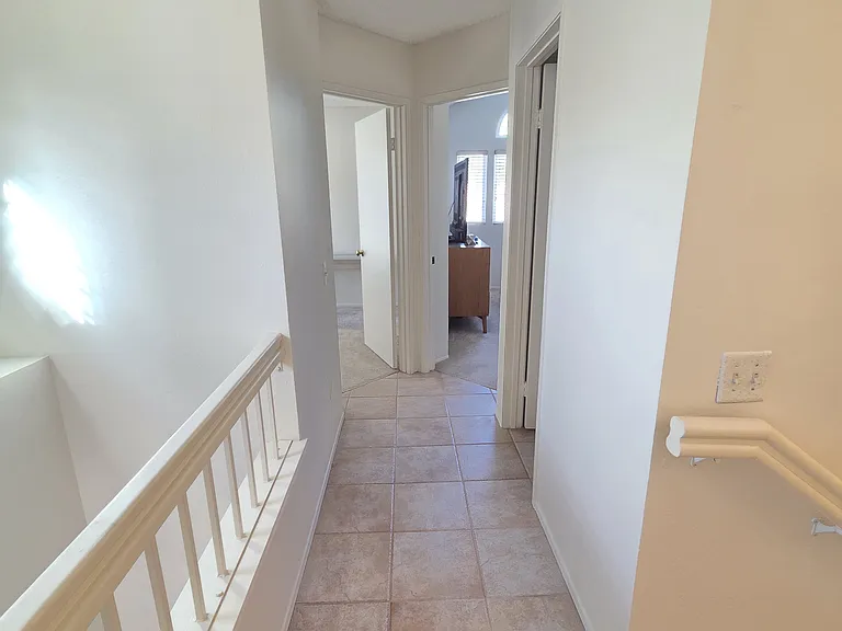 740 Edgewater Dr — Photo 16