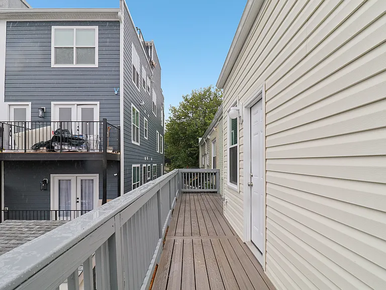 303 Seaton Pl NE #4 — Photo 28