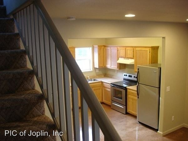 2nd image of 1005 Orchard St