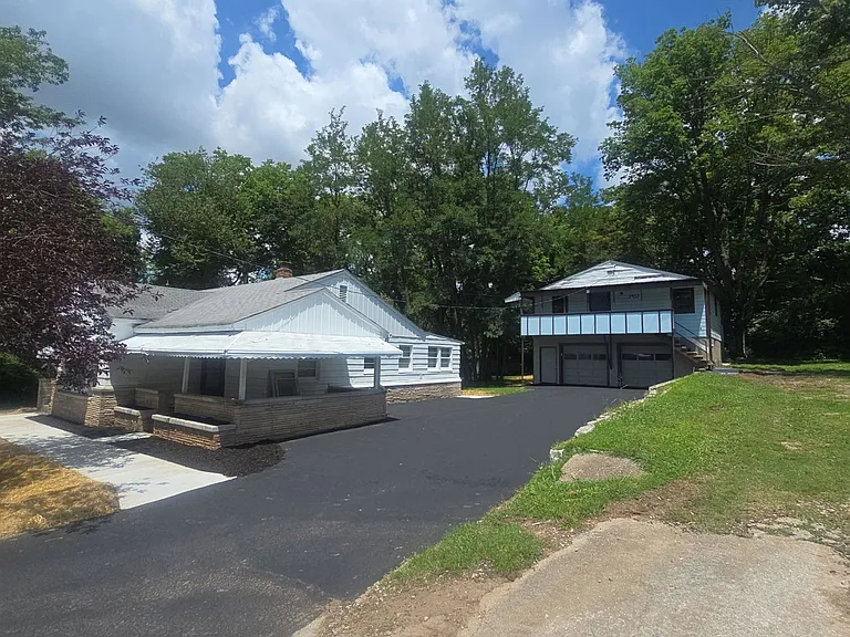 2951 & 2957 E Huron St — Photo 1