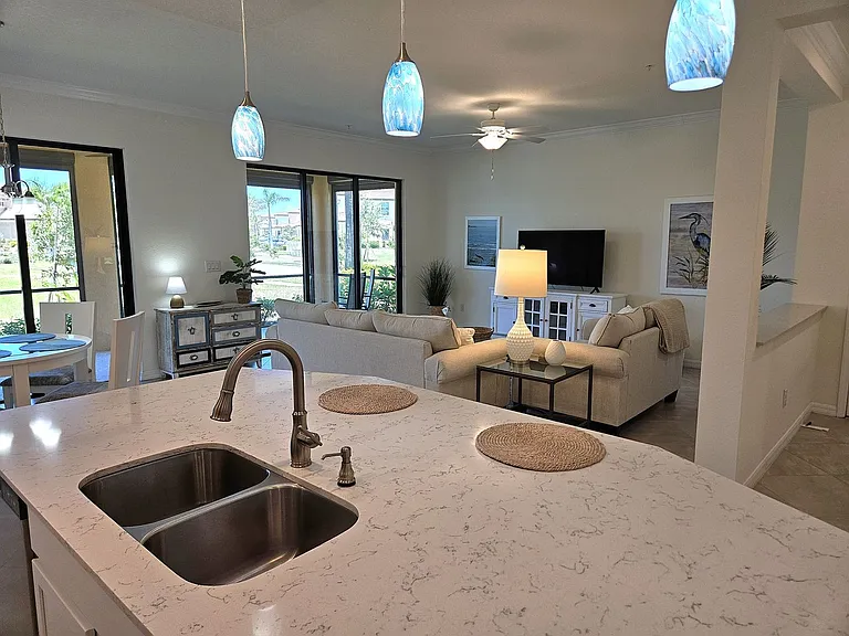 10042 Crooked Creek Dr #103 — Photo 11