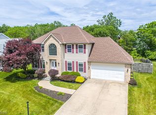 19696 Stoughton Dr, Strongsville, OH 44149