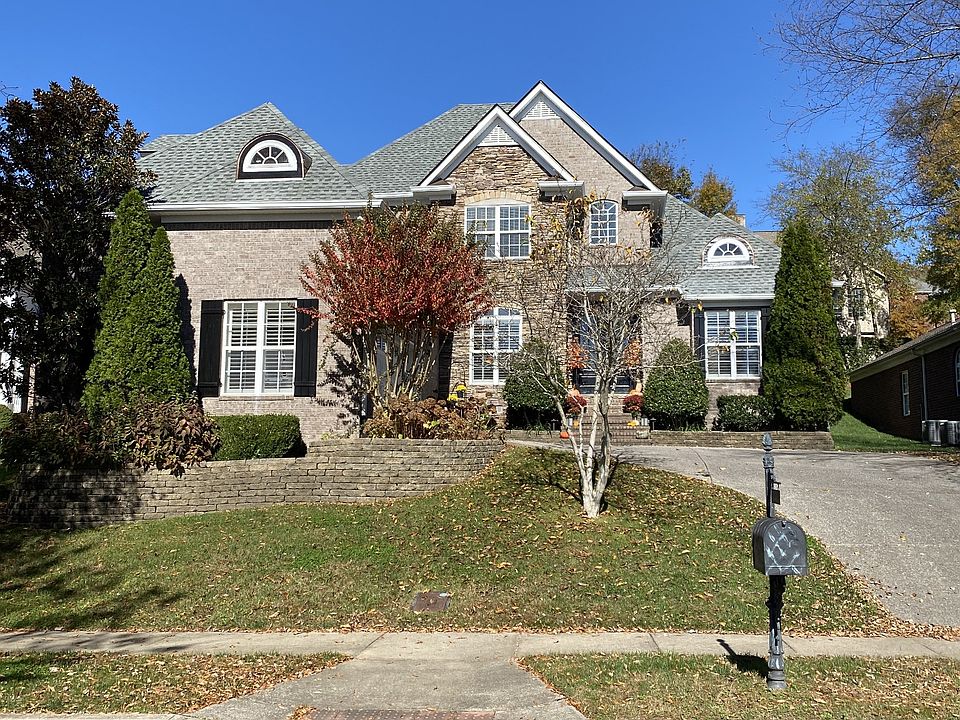 1st image of 300 Keswick Grove Ln