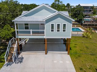 80 Fiber St, Bay Saint Louis, MS 39520