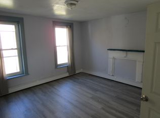 50 Hunter St FLOOR 3, Kingston, NY 12401