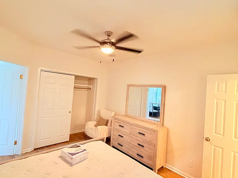 732-734 S 5th St #2 — Photo 23