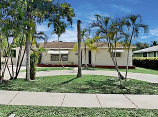 326 Foresteria Dr, Lake Park, FL 33403