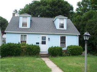92 Mowry Ave, Norwich, CT 06360