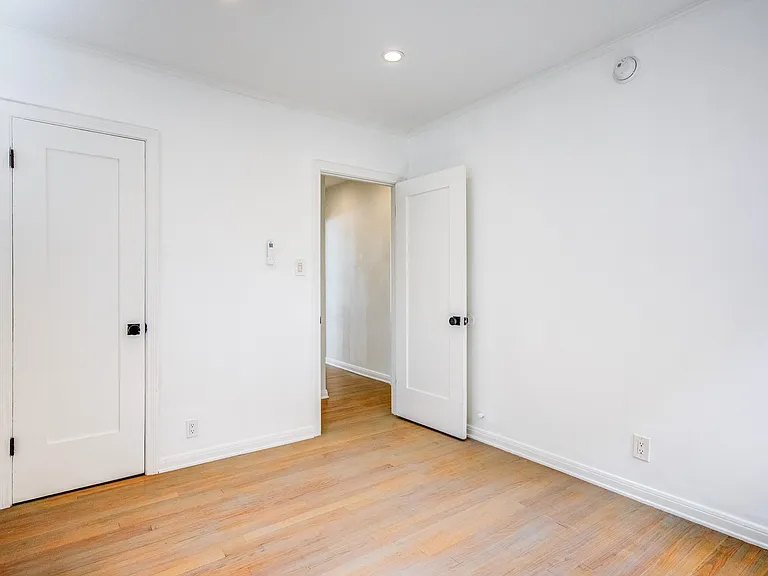 537 N Orange Dr #537 — Photo 8