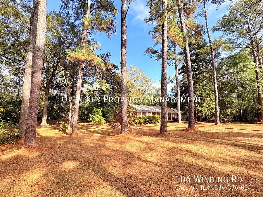 Recently updated 3 bedroom, 2 bath home in a convenient Dothan location! Section 8 approved, LVP ... — Photo 3