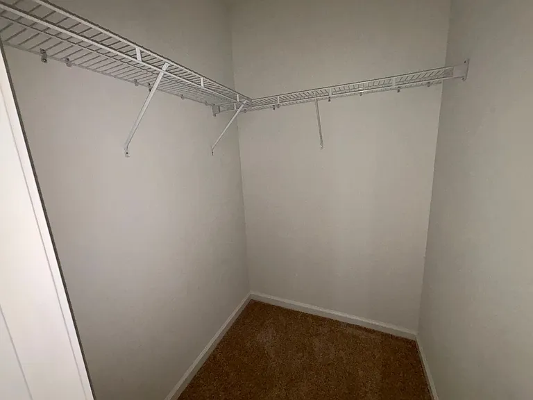 9015 Gifford Dr — Photo 15