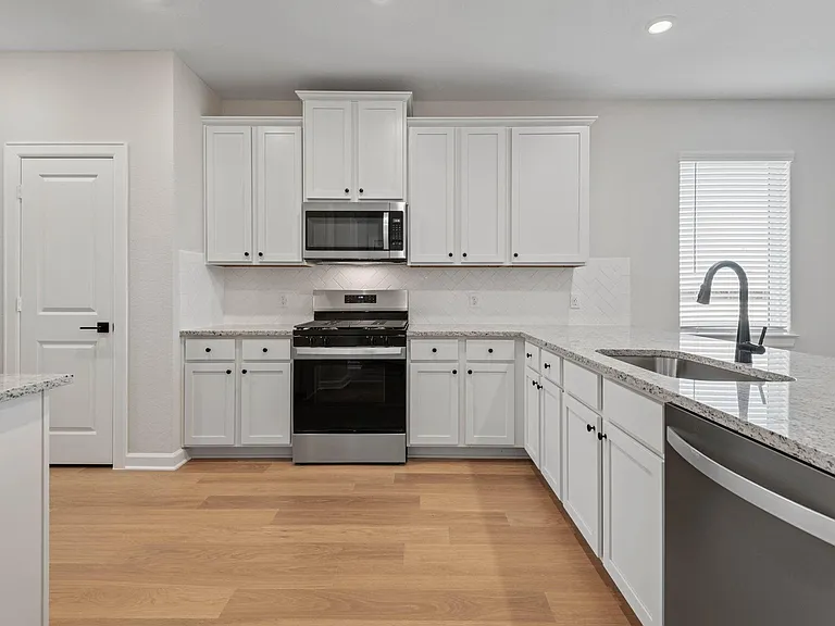 1119 Campside Dr — Photo 6