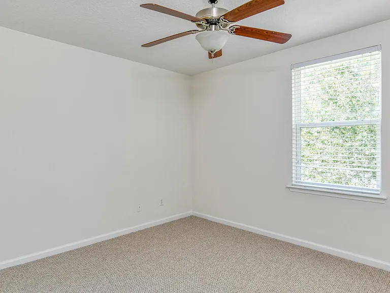 303 Golden Lake Loop St — Photo 21