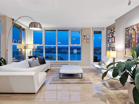 3rd image of 1250 Quayside Dr #1901