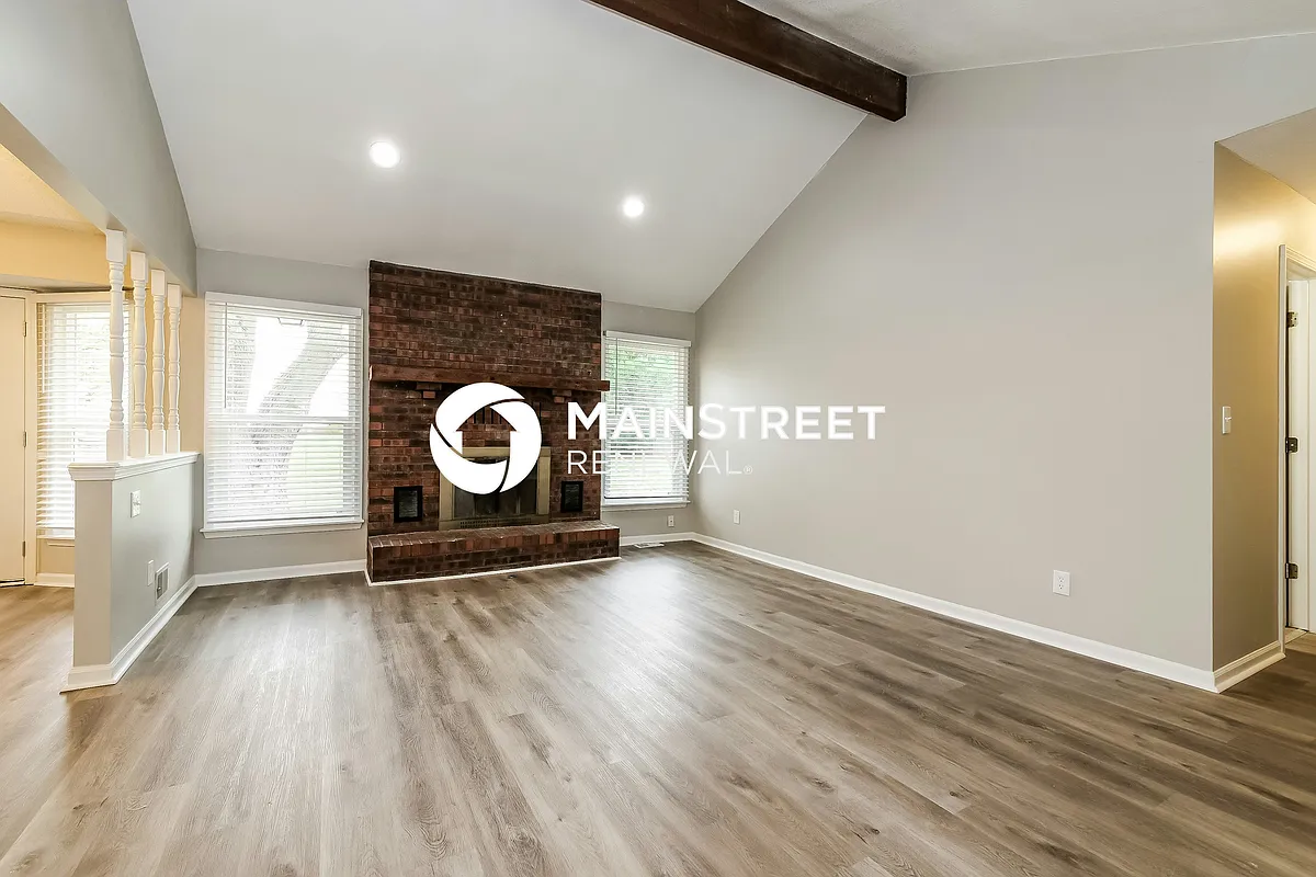 Living Room - 8523 N Rhode Ave