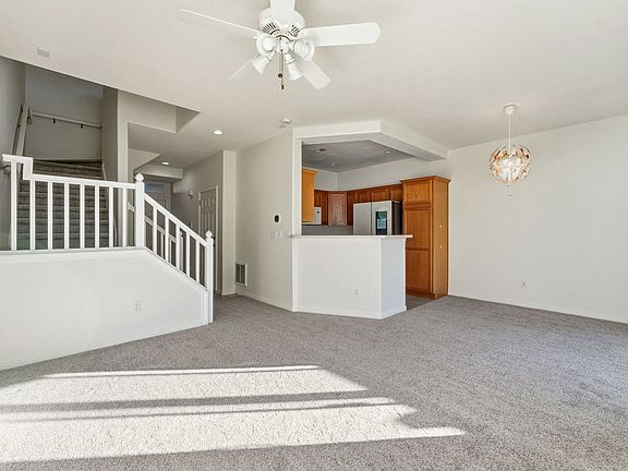 5th image of 202 E Alpine Trail Dr