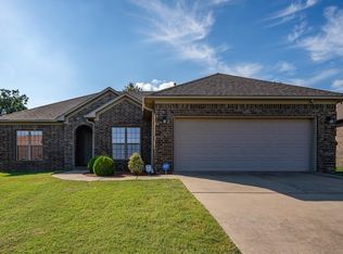 1615 Gardenia, Conway, AR 72034