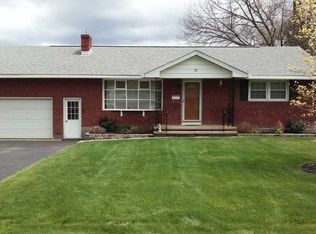 17 Bertone Dr, Schenectady, NY 12306