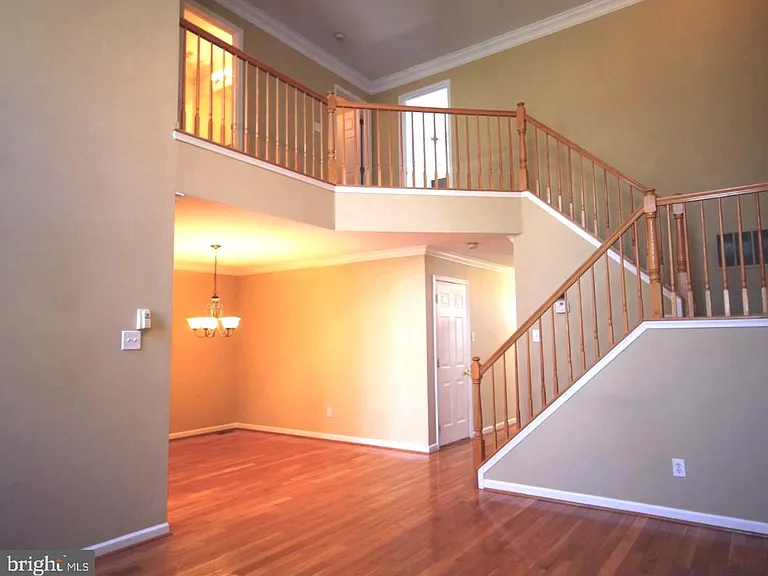 508 Ascot Ct — Photo 10