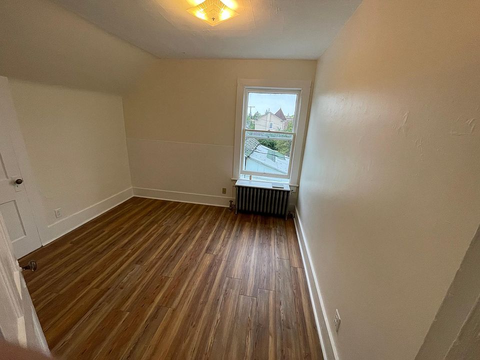 South bedroom