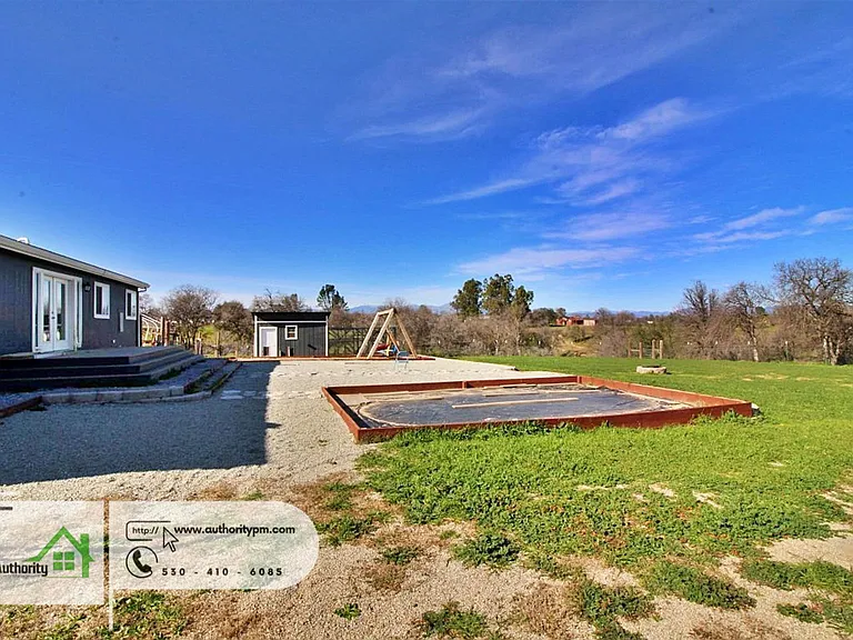 18848 Lorina Dr — Photo 27
