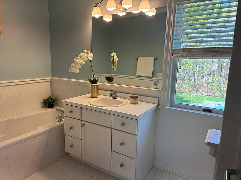 4 Bennett Dr — Photo 15