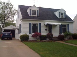 964 Winston Dr, Monroe, MI 48161