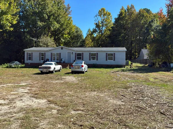 1511 Moonlight Rd, Smithfield, VA 23430