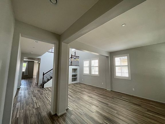 3rd image of 1591 Stow Grove Ave