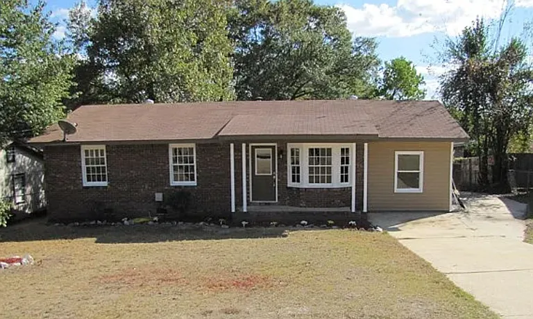 6044 Cordova Rd — Photo 1