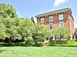 55 Maryland Plz #55II, Saint Louis, MO 63108