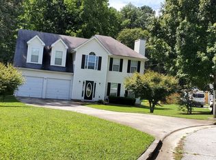 2222 Pixie Rose Ln, Loganville, GA 30052