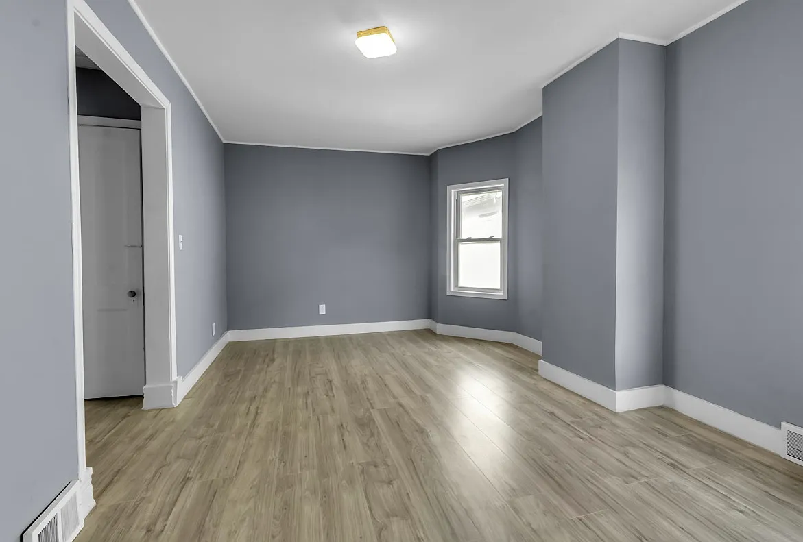 Renovated apartment in Buffalo — Photo 4