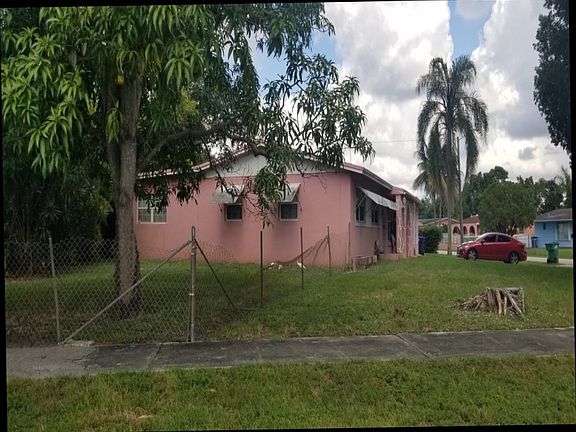 3rd image of 4761 NW 179th St