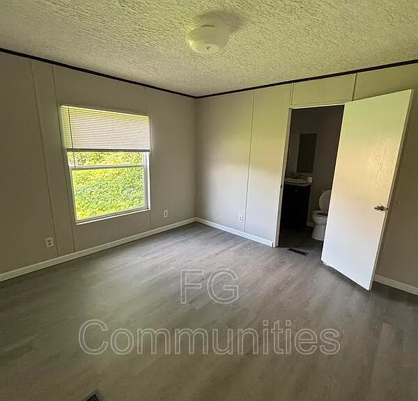 1815 Conley Rd #5 — Photo 5