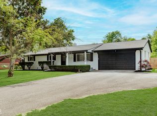 11000 Willowmere Dr, Indianapolis, IN 46280