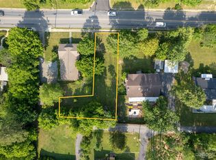 99999 Clark St, Weaverville, NC 28787